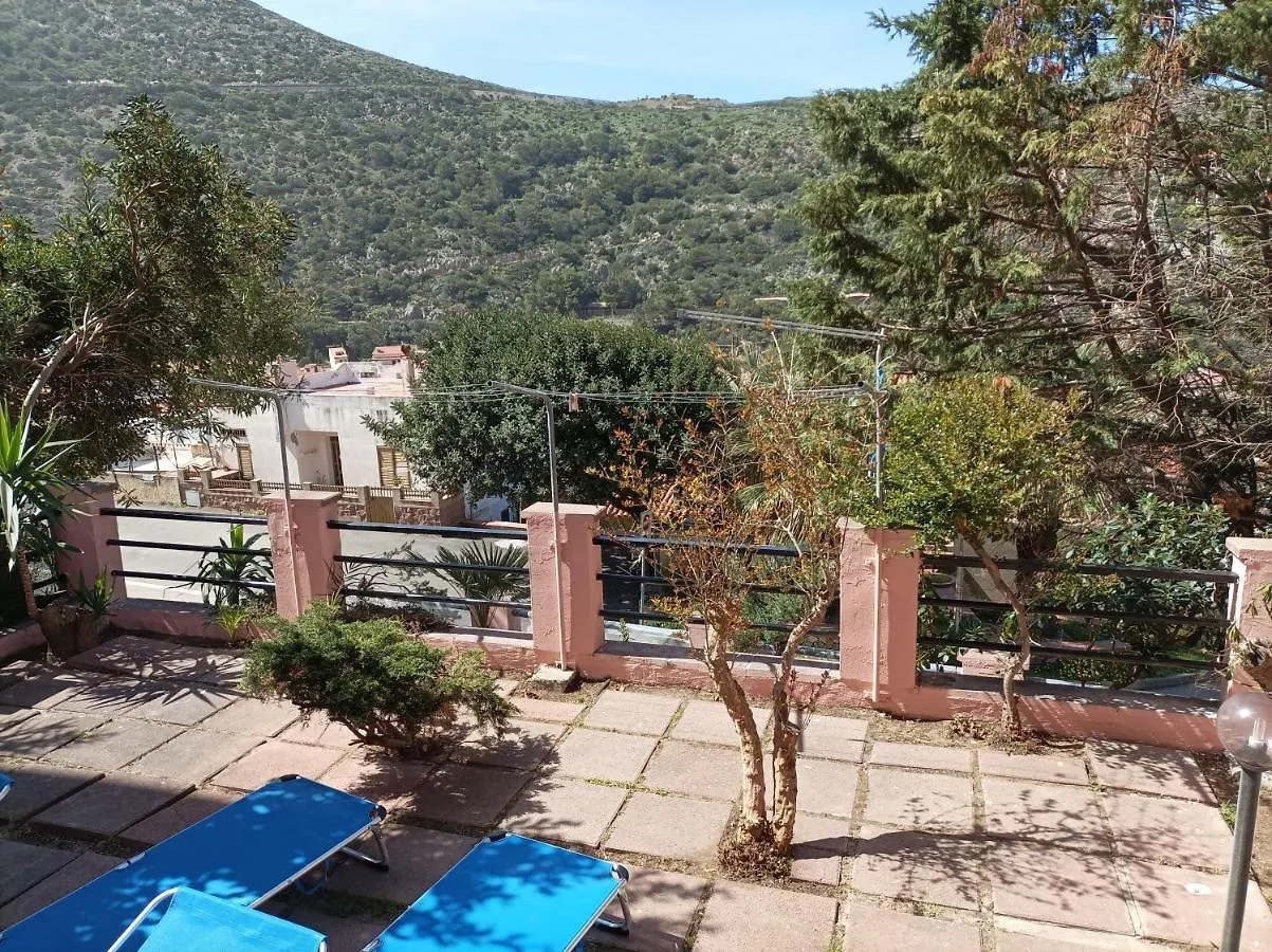 Casa Rosa I.U.N Q9637 Apartment Buggerru Italy